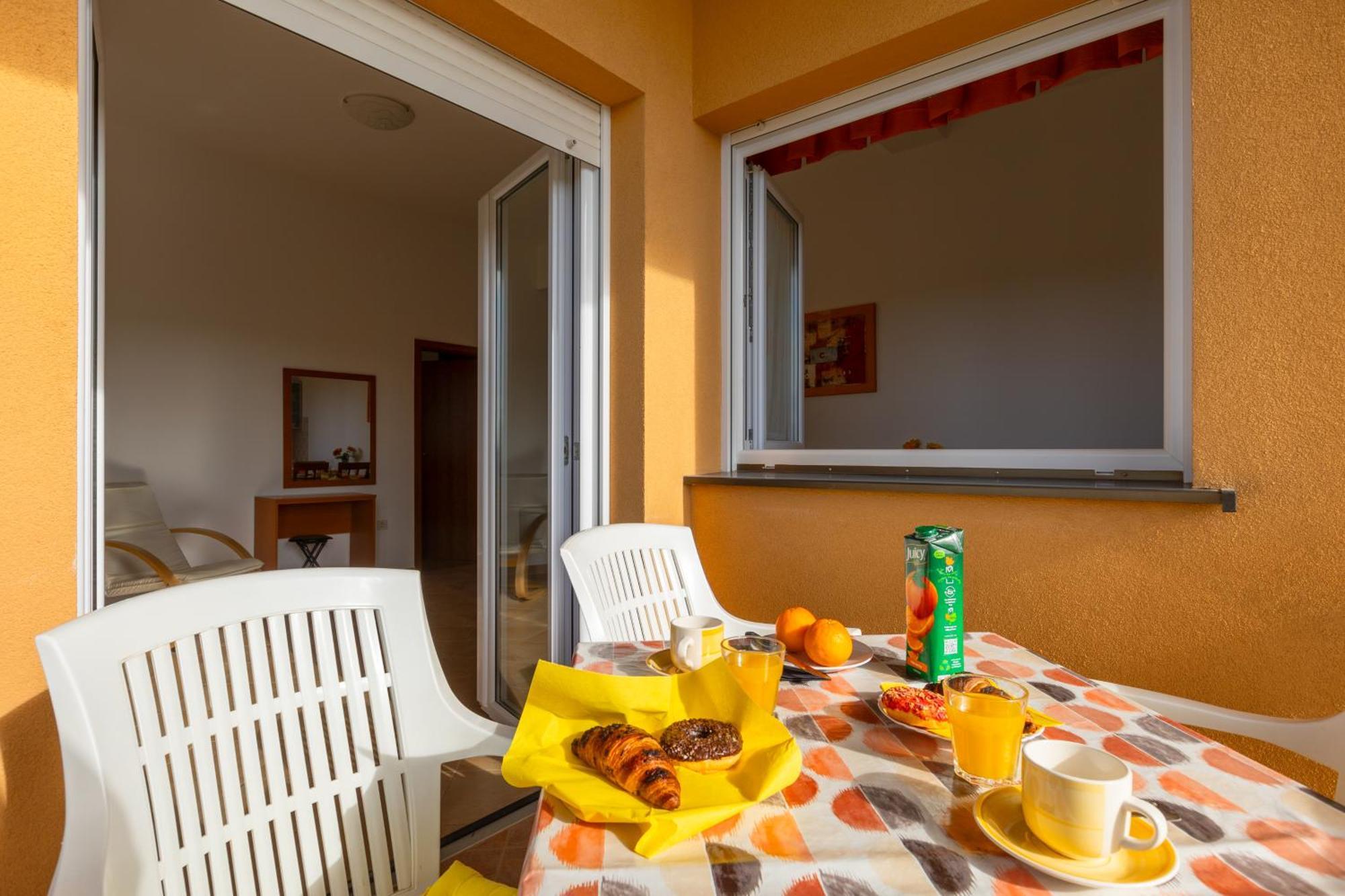 Apartments Sunset Vodnjan Exterior photo